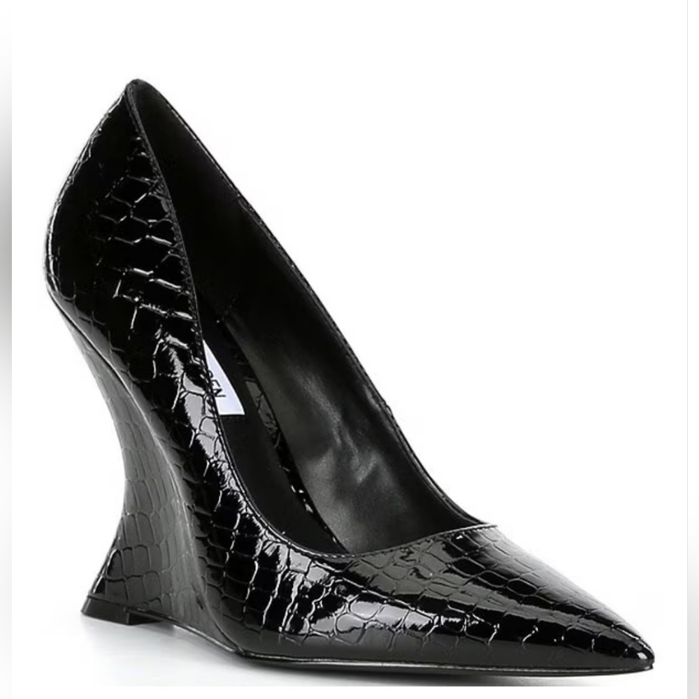 Steve Madden Rival Crocodile Embossed Wedge Pumps - Picture 1 of 9